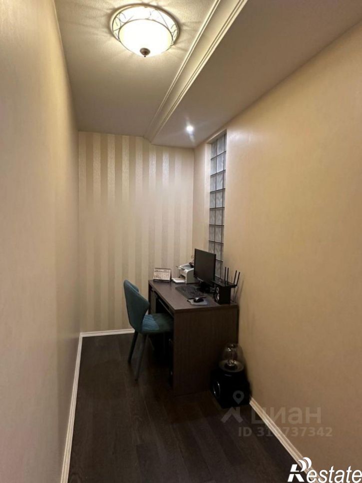 3-комн квартира Кузнечная улица, 38,  д. 38