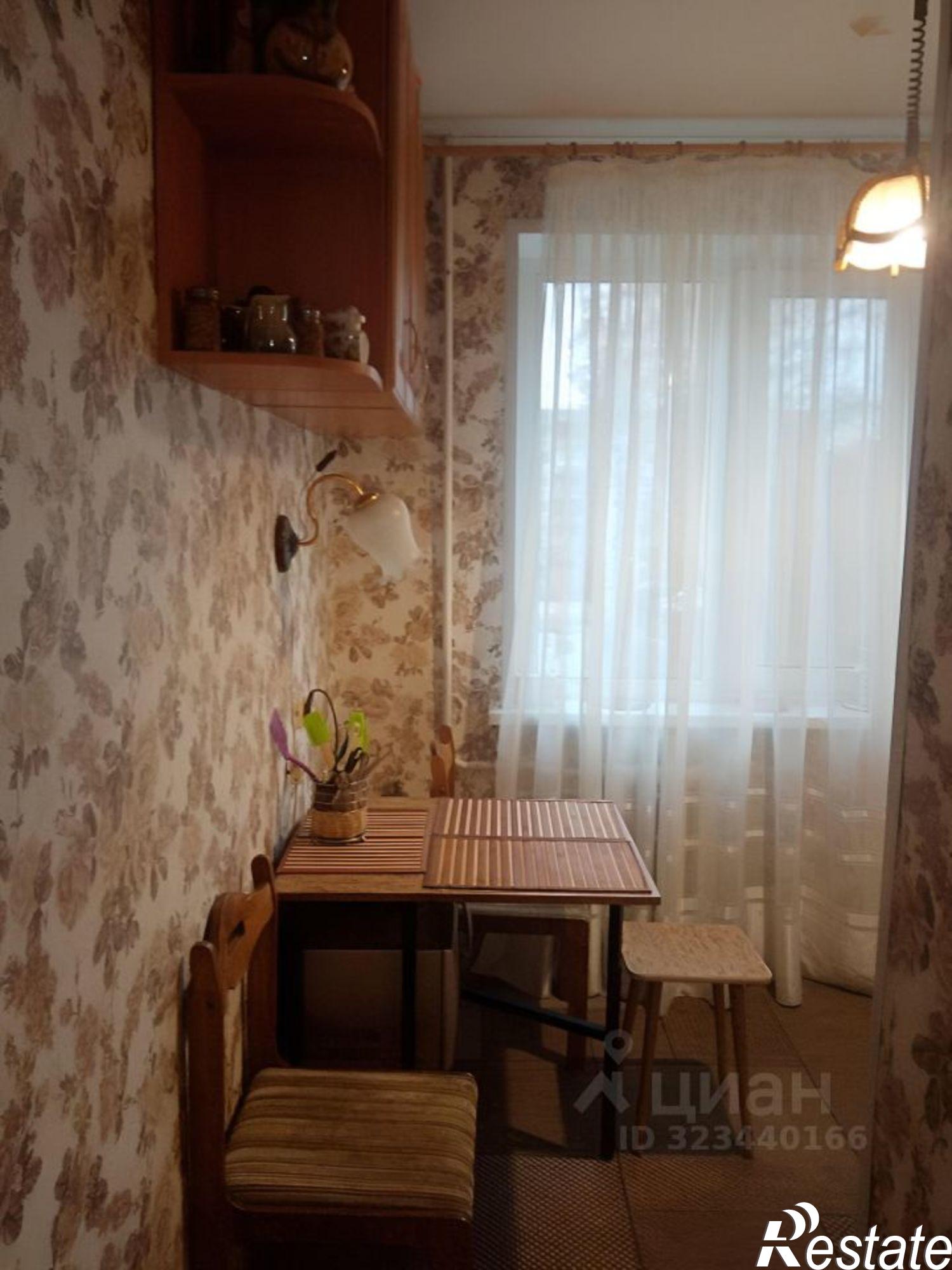 Сдать квартиру за 18 000 рублей на Кавалерийская улица, 14