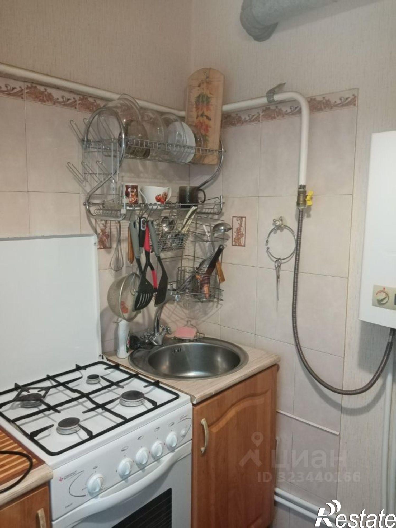 Сдать квартиру за 18 000 рублей на Кавалерийская улица, 14