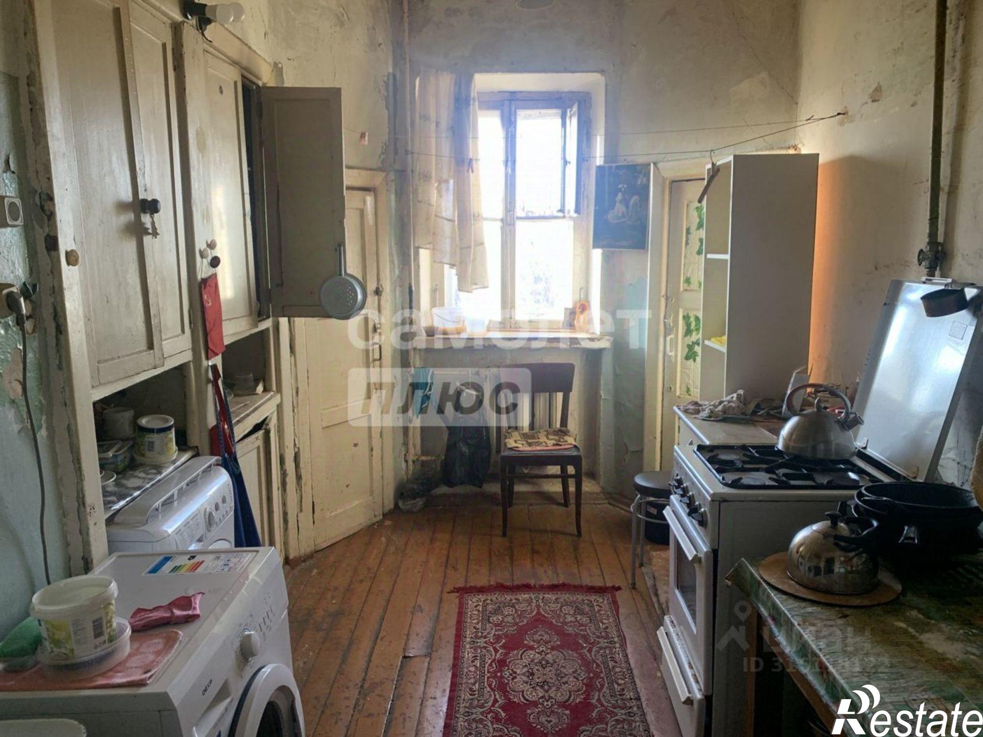 Купить комнату за 600 000 рублей на улица Красных Зорь, 1