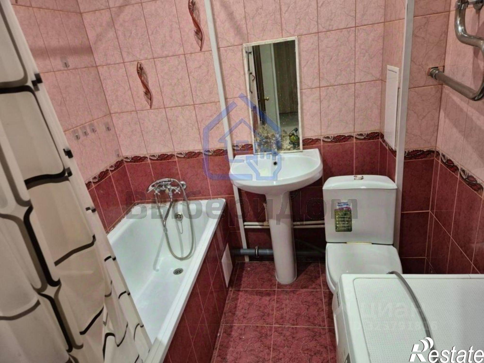 Сдать квартиру за 25 000 рублей на улица Колотилова, 38