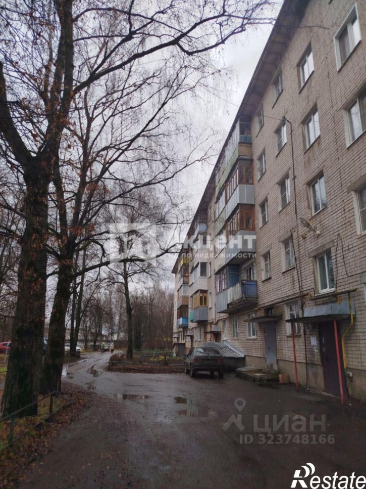 3-комн квартира улица Окуловой, 74А,  д. 74А