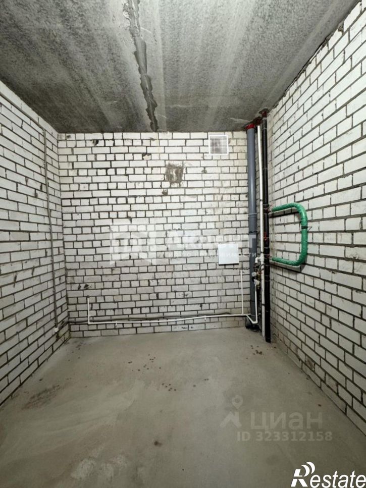 3-комн квартира улица Красных Зорь, 8,  д. 8