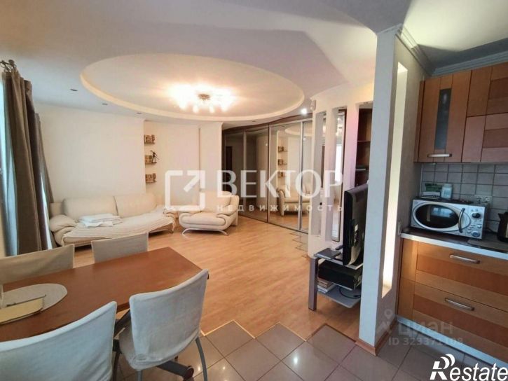 3-комн квартира улица Карла Маркса, 34,  д. 34