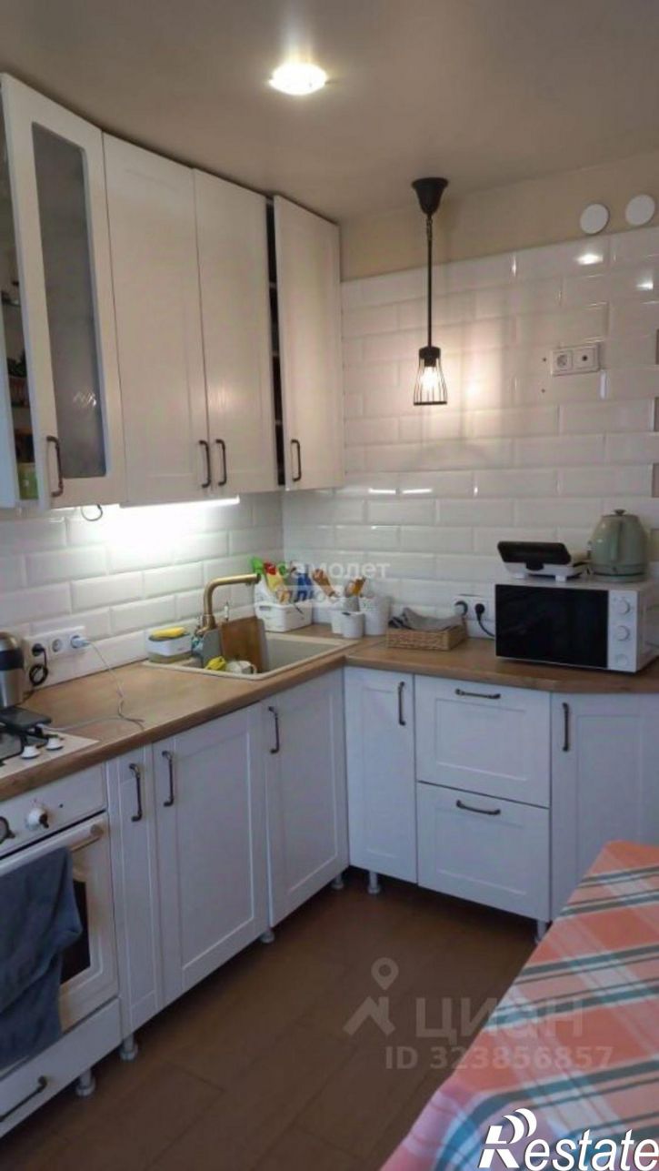 3-комн квартира улица Бубнова, 72,  д. 72