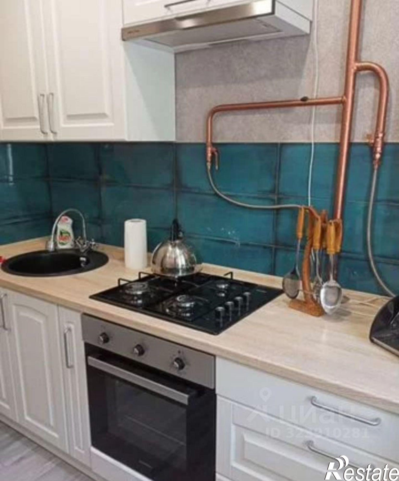 Сдать квартиру за 35 000 рублей на пр-кт Строителей, 49