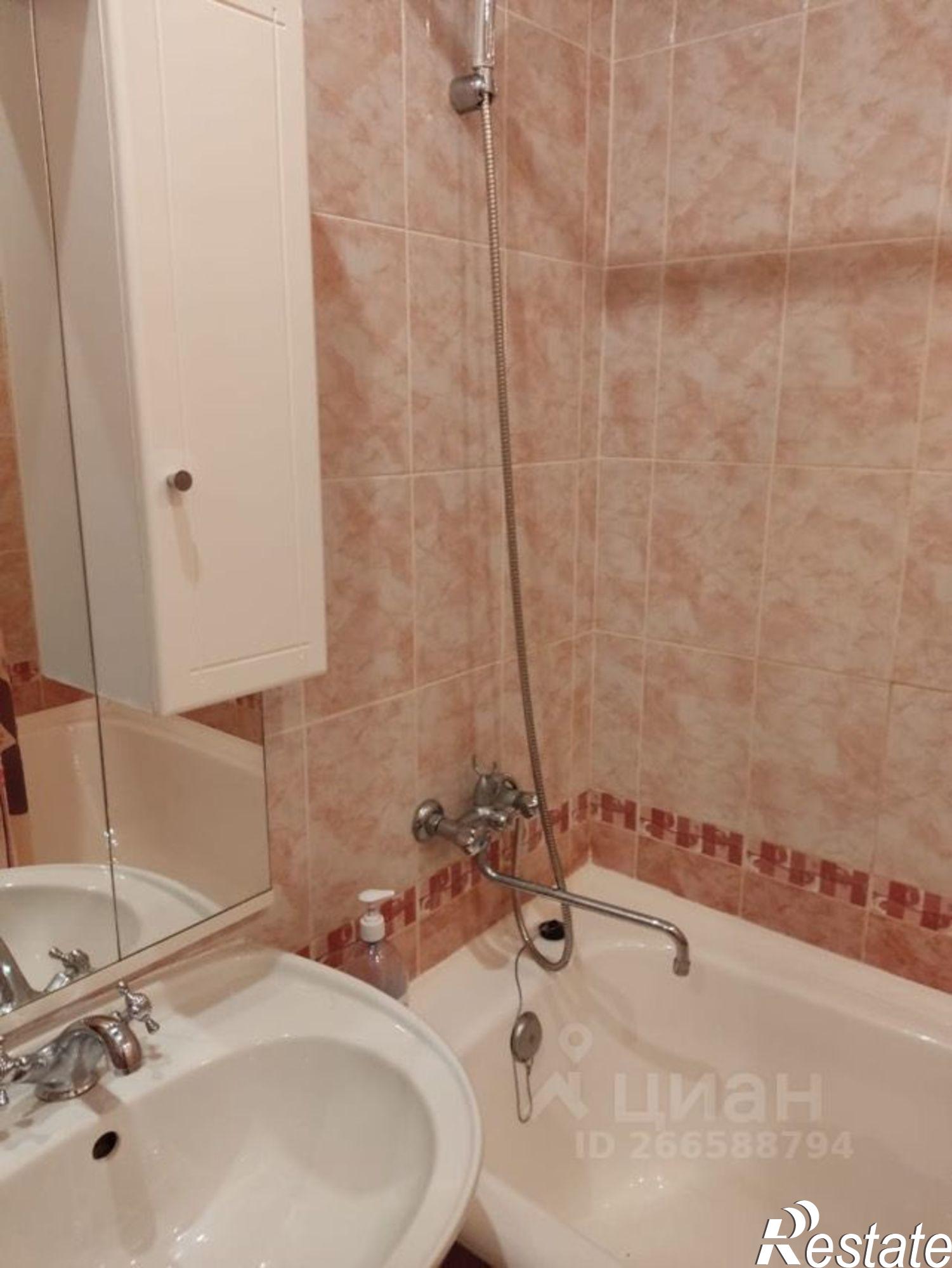 Сдать квартиру за 18 000 рублей на улица Поэта Майорова, 16