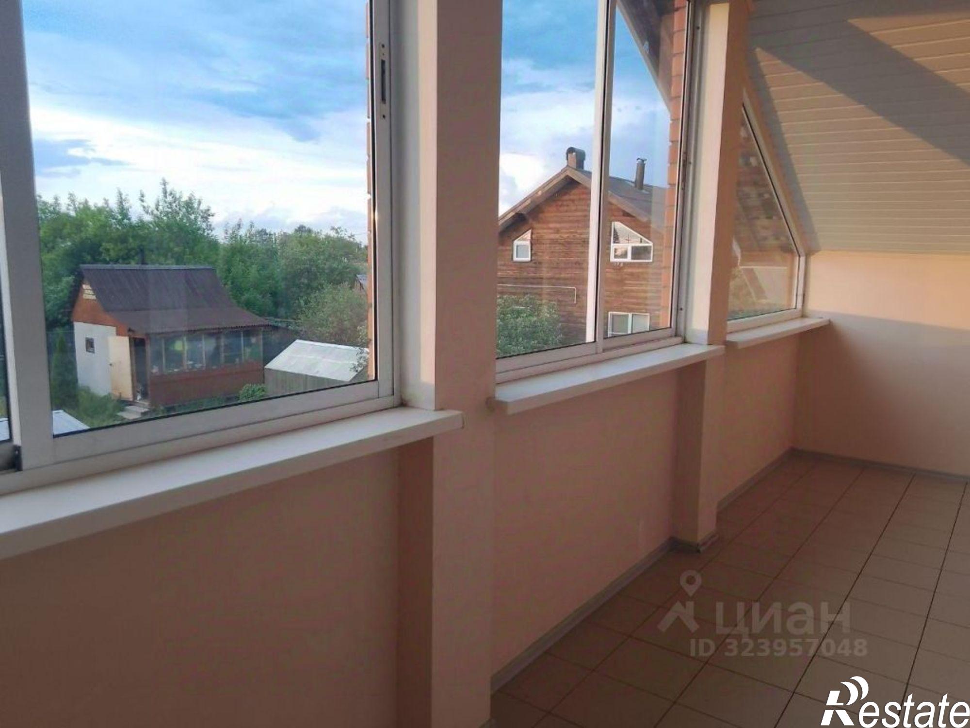 Сдать дачу, дом, коттедж за 25 000 рублей на 10-й Линейный пер, 33