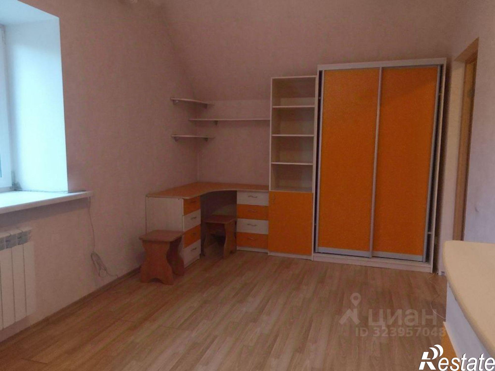 Сдать дачу, дом, коттедж за 25 000 рублей на 10-й Линейный пер, 33