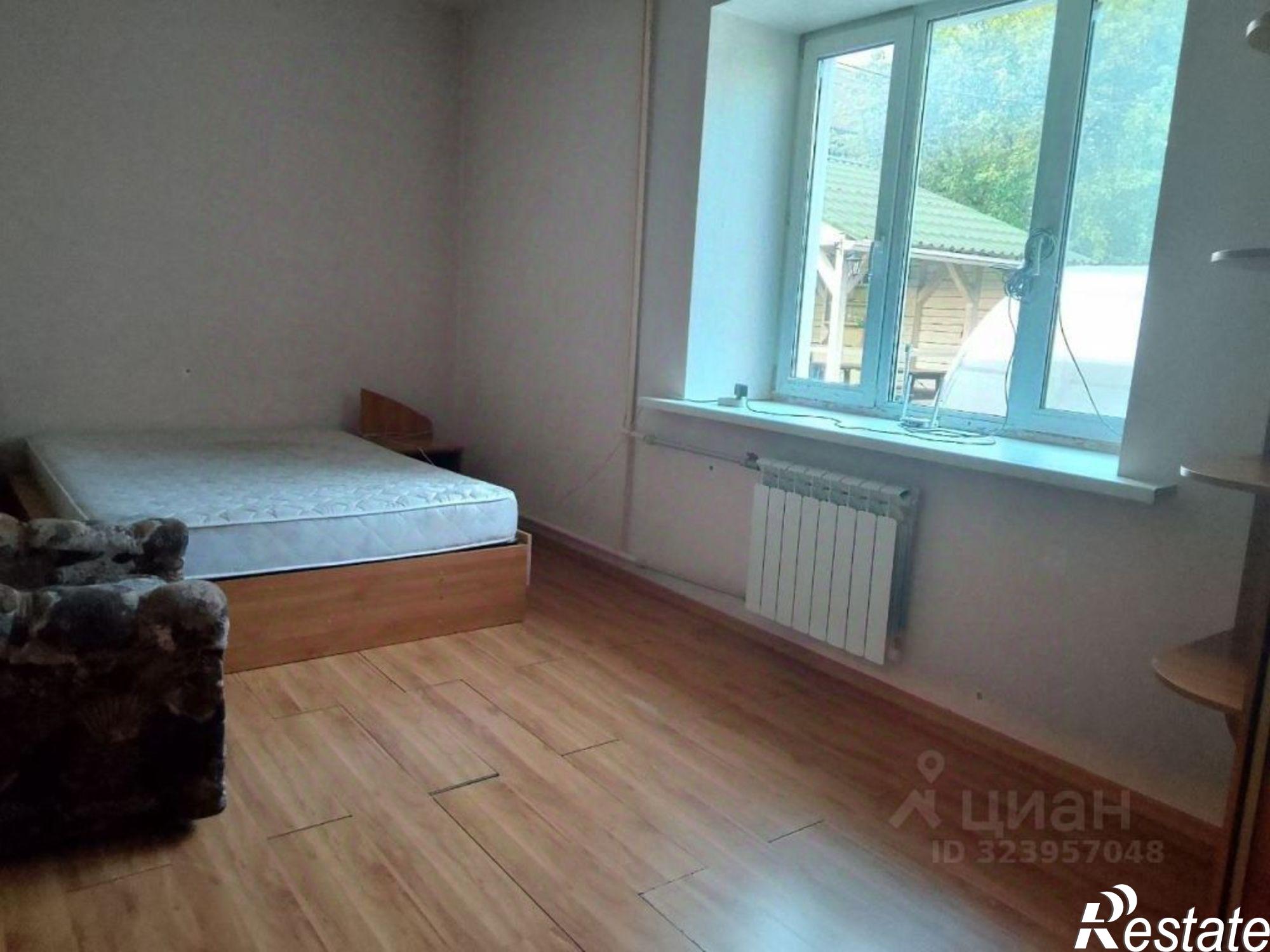 Сдать дачу, дом, коттедж за 25 000 рублей на 10-й Линейный пер, 33