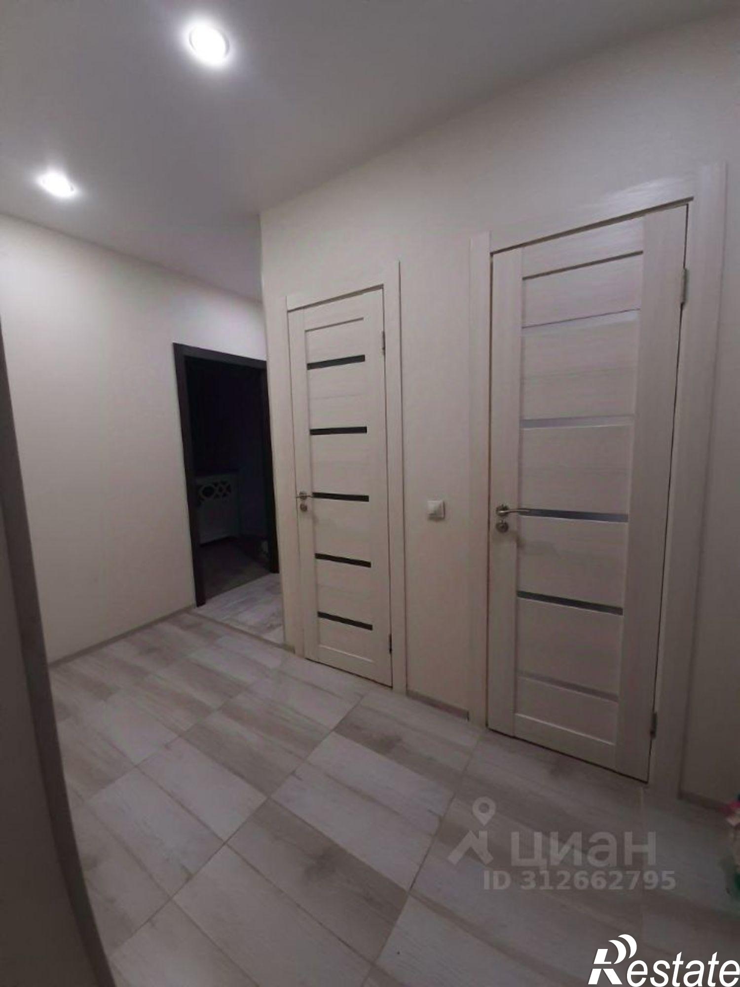 Купить квартиру за 9 000 000 рублей на Педагогический пер, 6