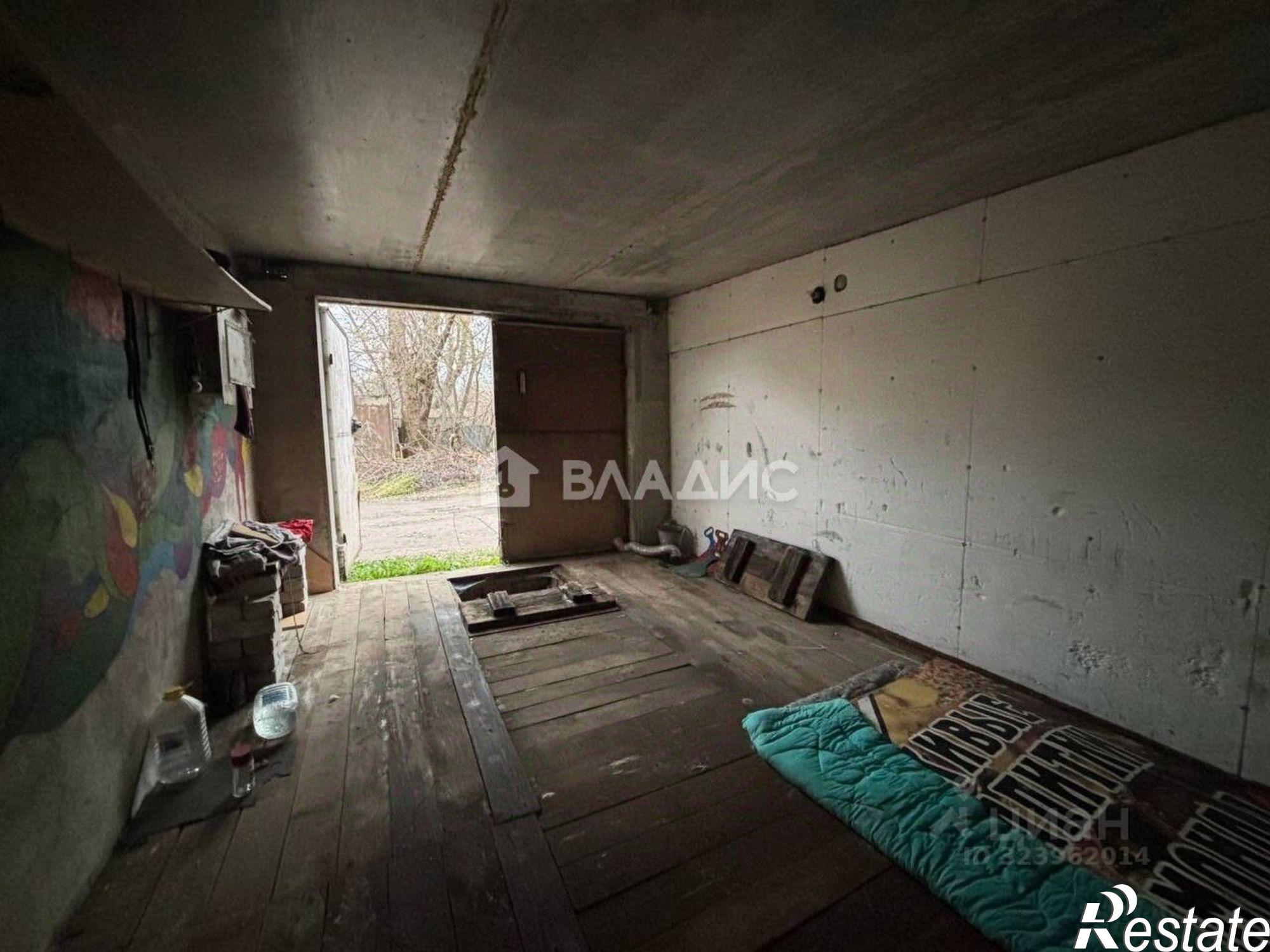 Купить гараж, место в паркинге за 900 013 рублей на Поселковая улица, 6