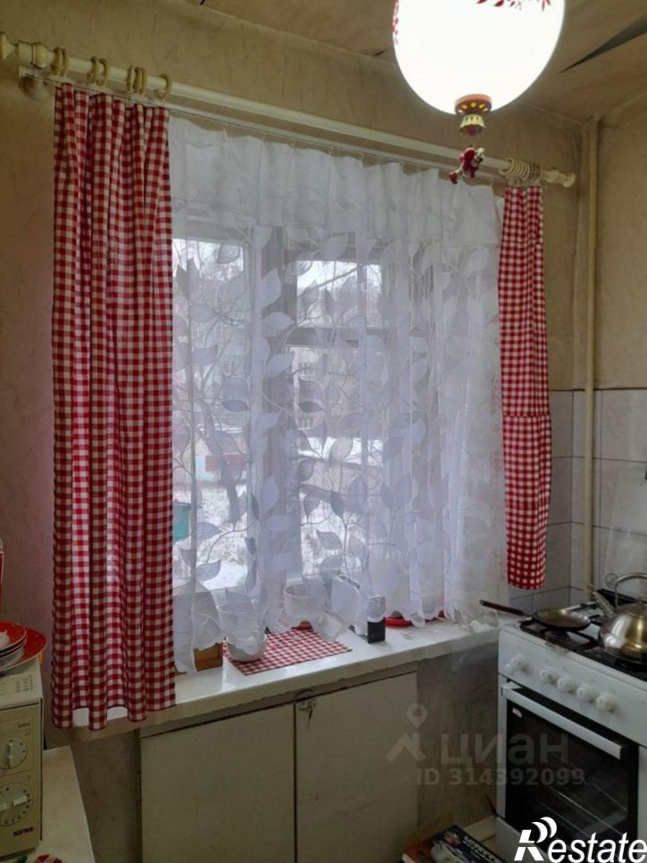 2-комн квартира улица Якова Гарелина, 1,  д. 1