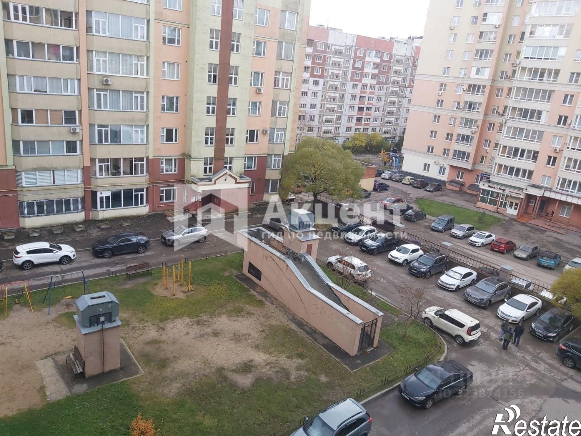 Сдать квартиру за 28 000 рублей на Велижская улица, 1