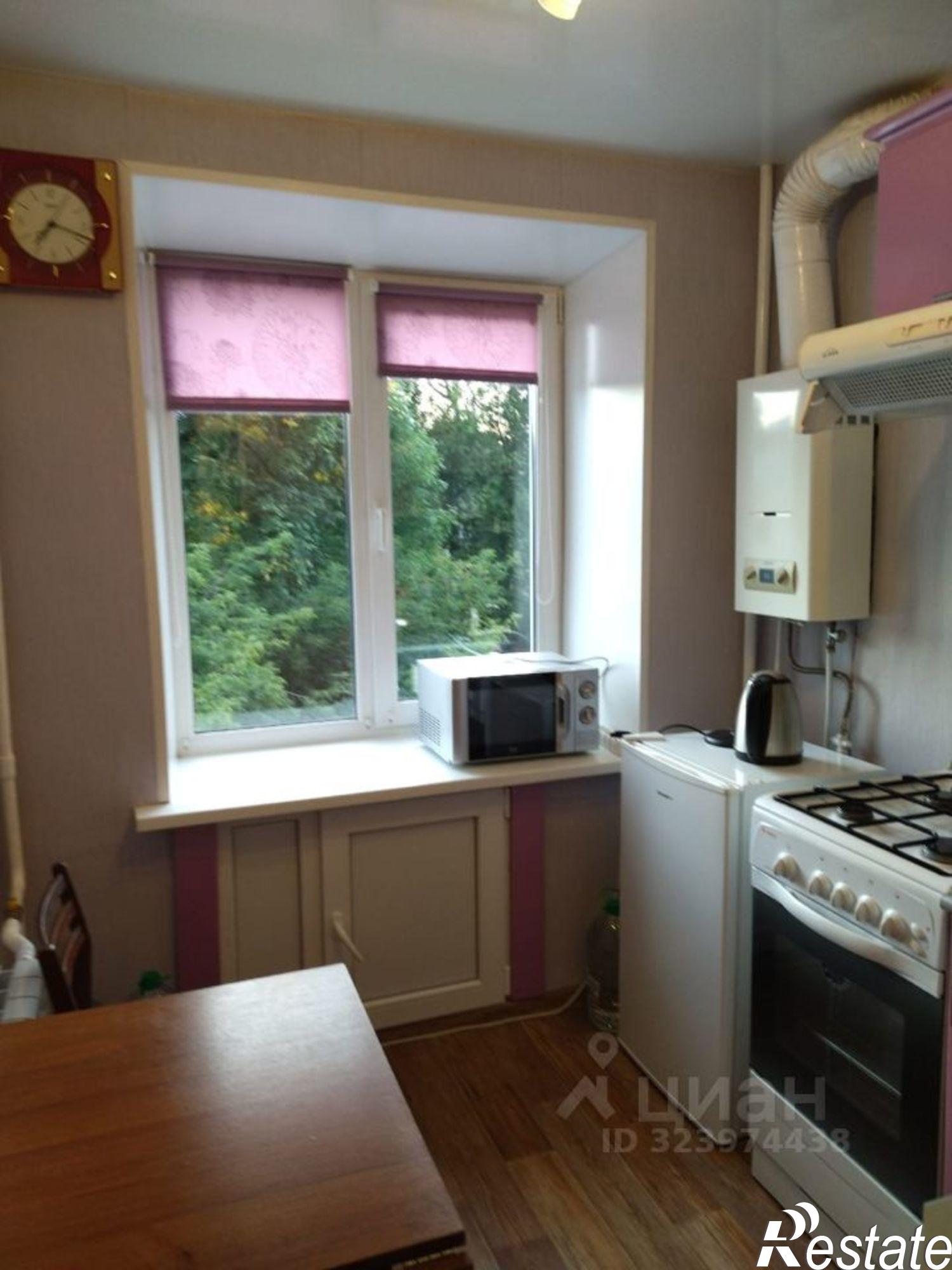 Сдать квартиру за 15 000 рублей на 30-й микрорайон, 14