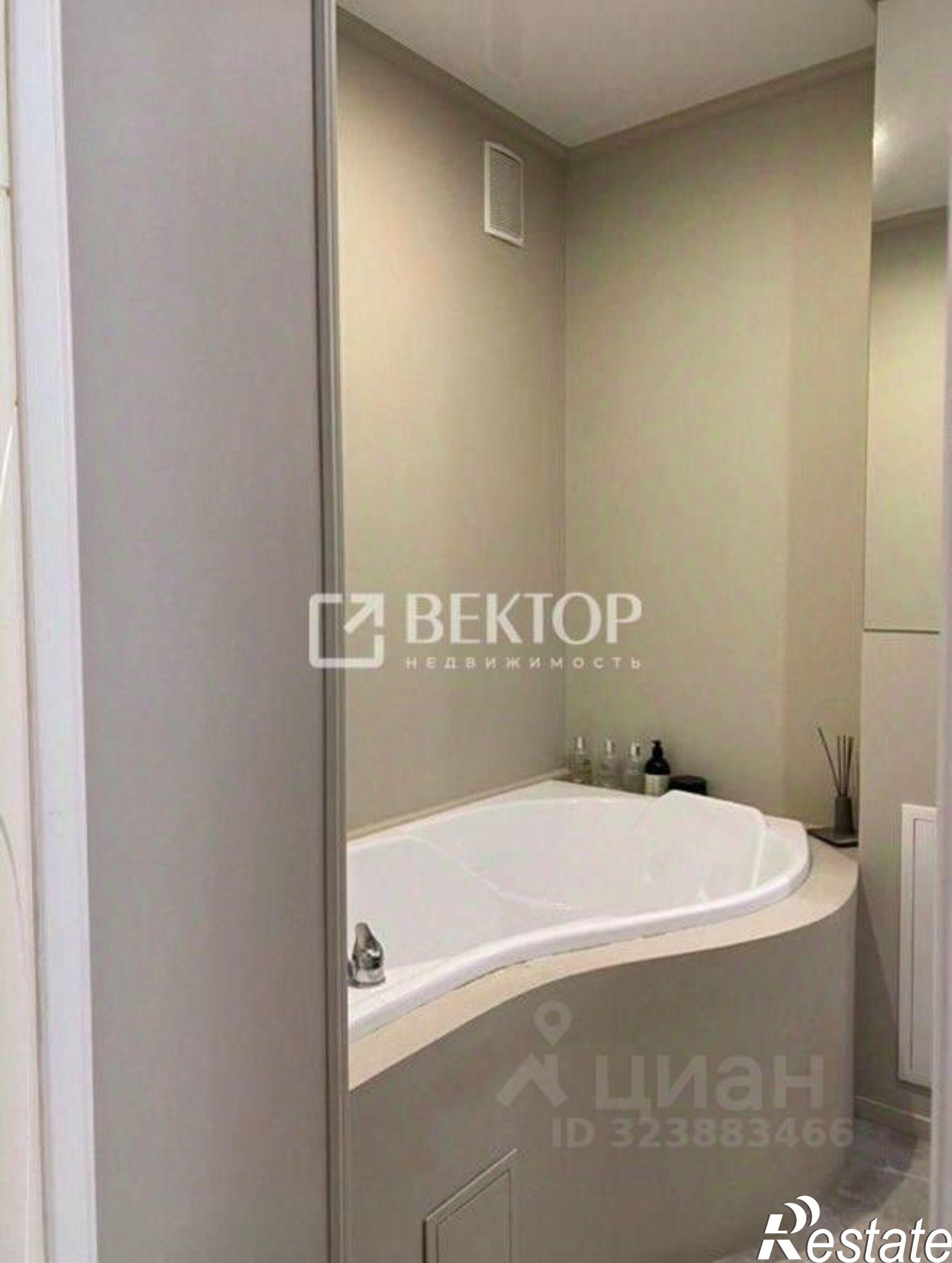 Купить квартиру за 12 500 000 рублей на улица Сакко, 39