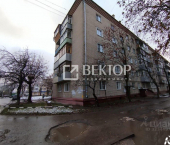 3-комн, 51кв м, этаж 4/5 улица Парижской Коммуны, 22