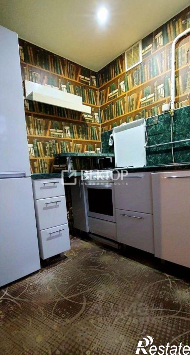 3-комн квартира ул Красных Зорь, 4,  д. 4