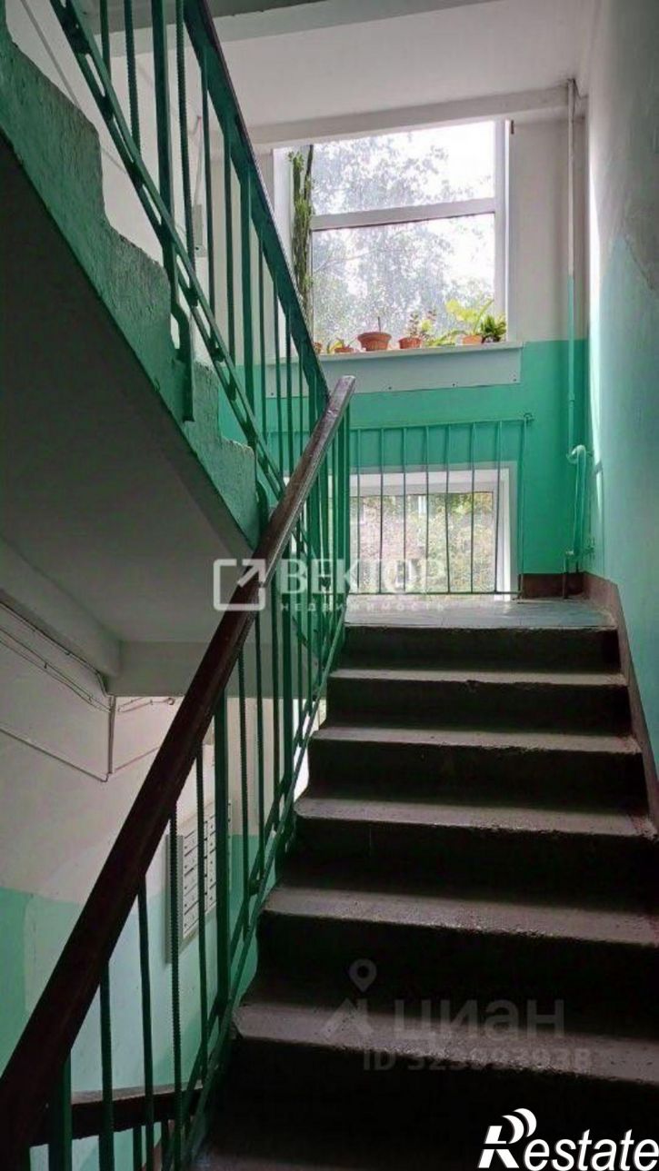 2-комн квартира улица 8 Марта, 23,  д. 23