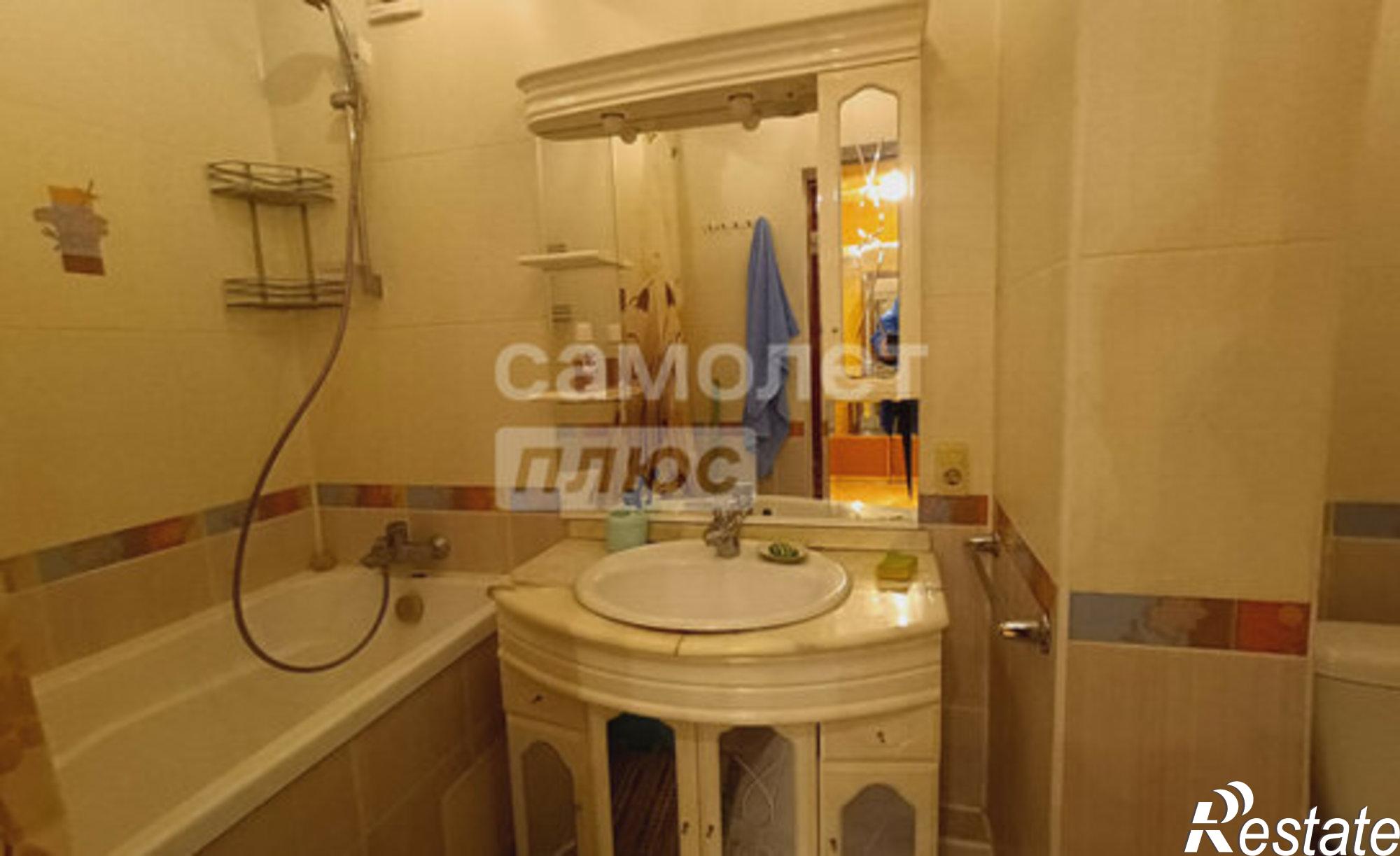 Купить квартиру за 9 000 000 рублей на улица Танкиста Александрова, 2А