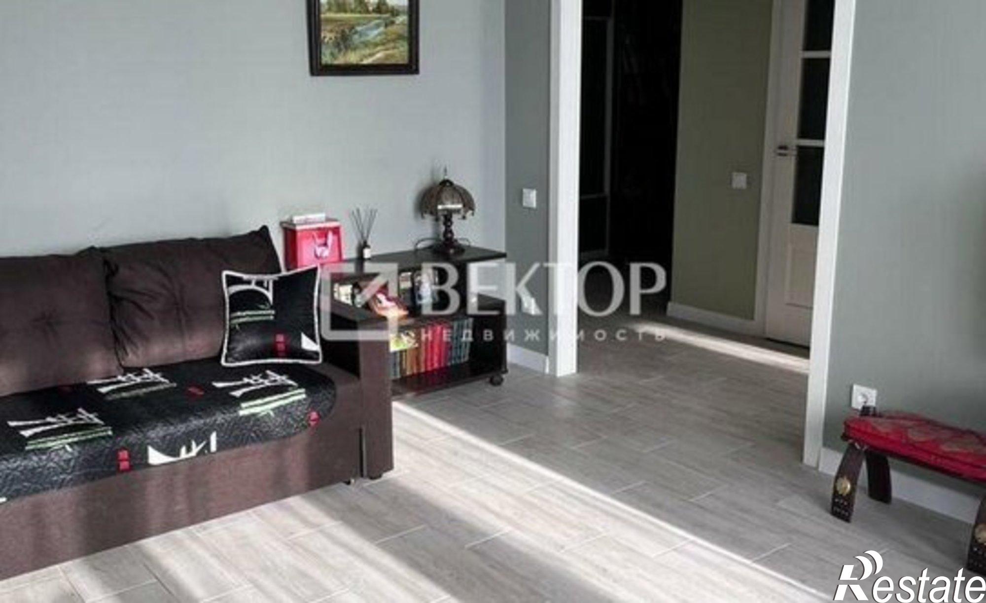 Купить квартиру за 7 100 000 рублей на улица 10 Августа, 87