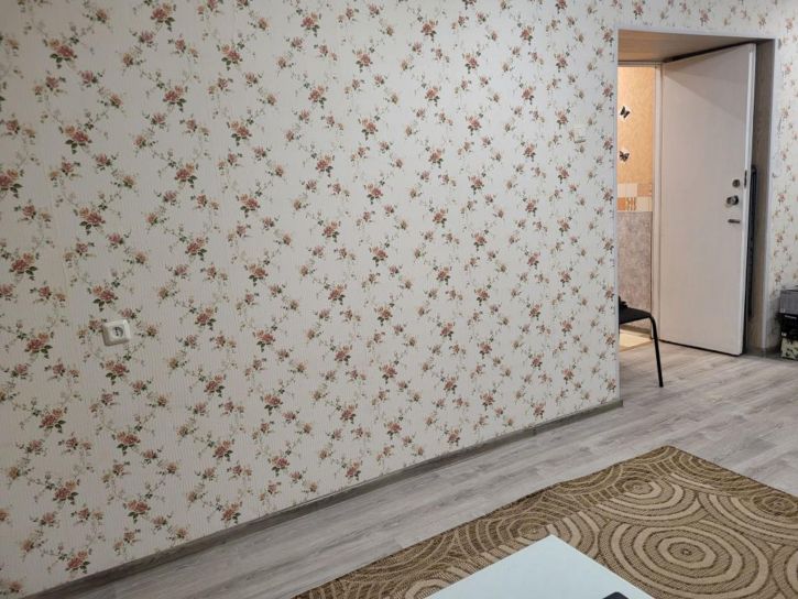 2-комн квартира Калинцева ул, 7