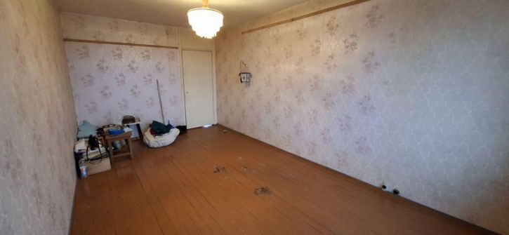 2-комн квартира Красных Зорь ул, 51