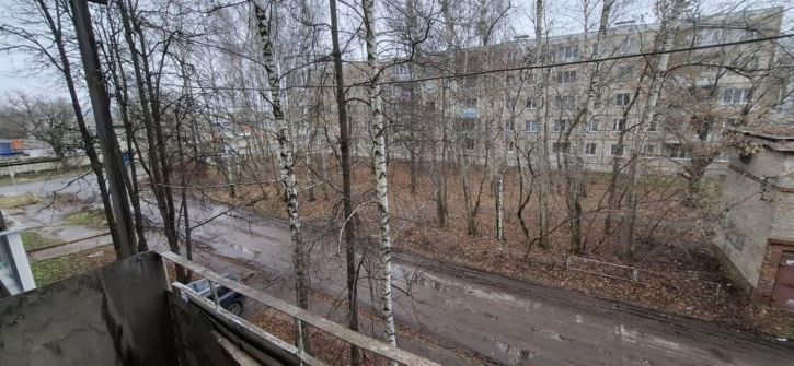 2-комн квартира Красных Зорь ул, 51