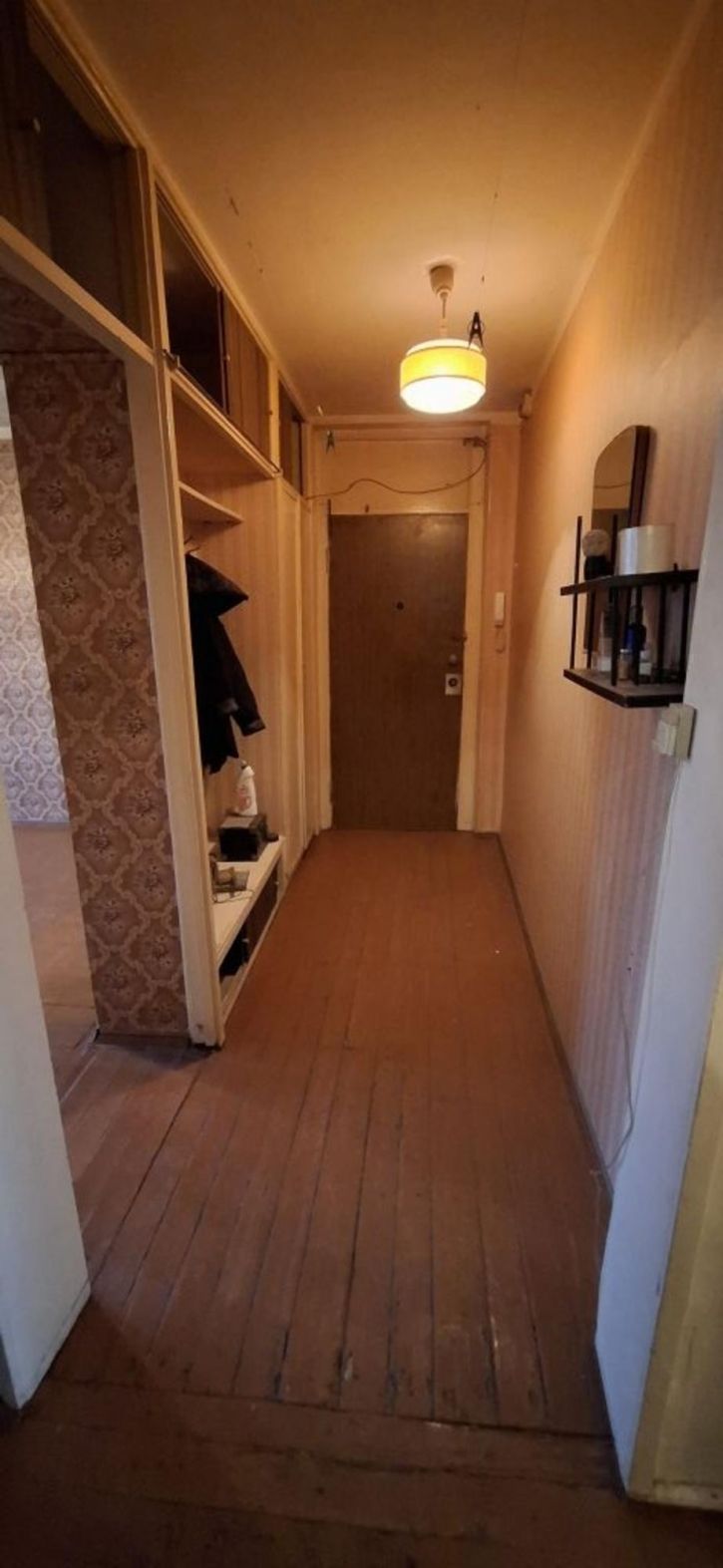 2-комн квартира Красных Зорь ул, 51