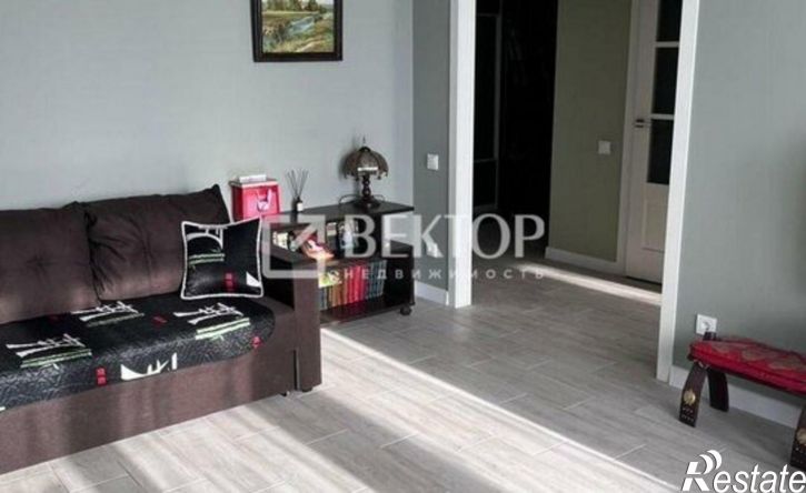 1-комн квартира улица 10 Августа, 87,  д. 87