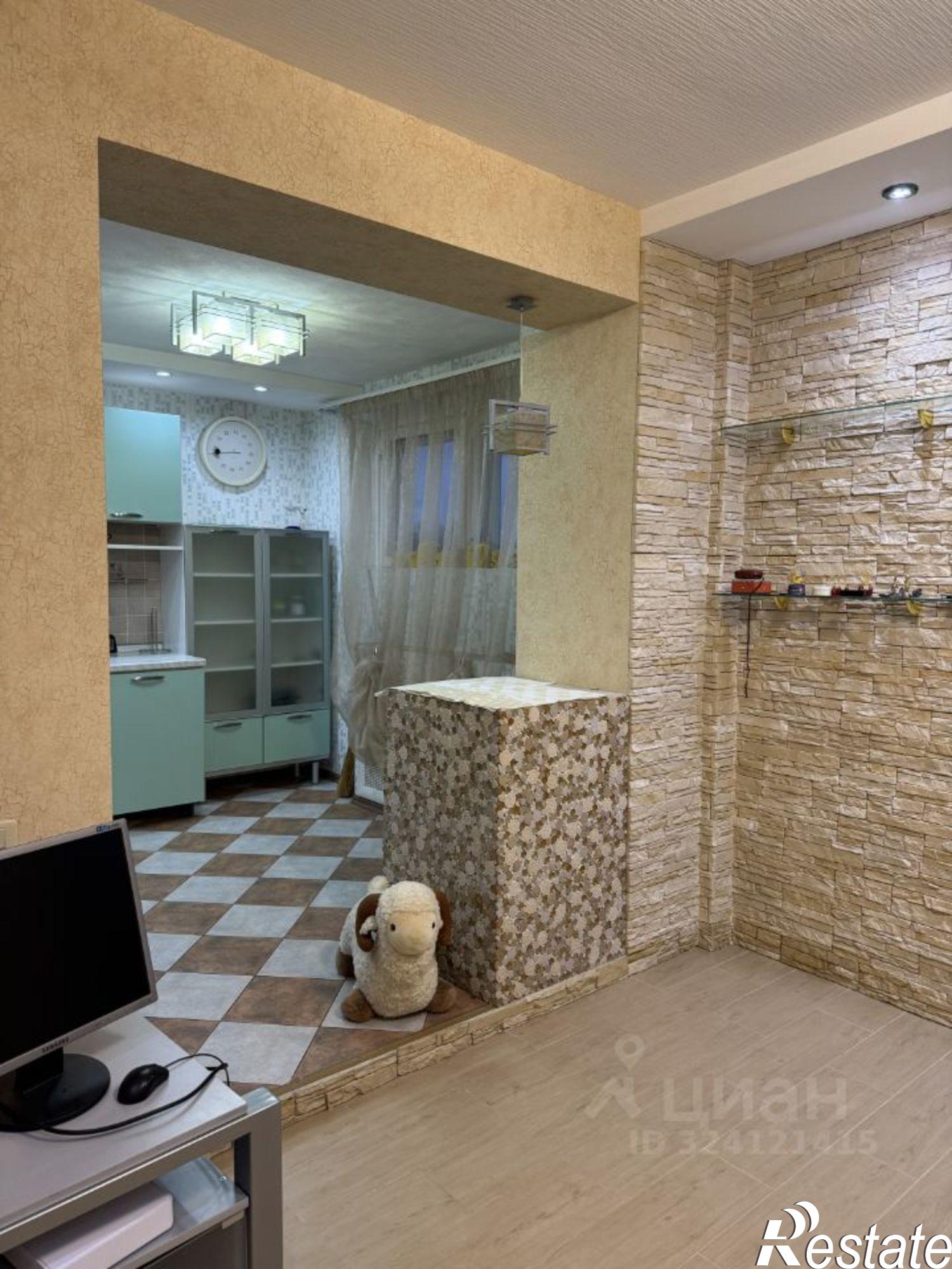 Купить квартиру за 10 000 000 рублей на 2-я Нагорная улица, 9