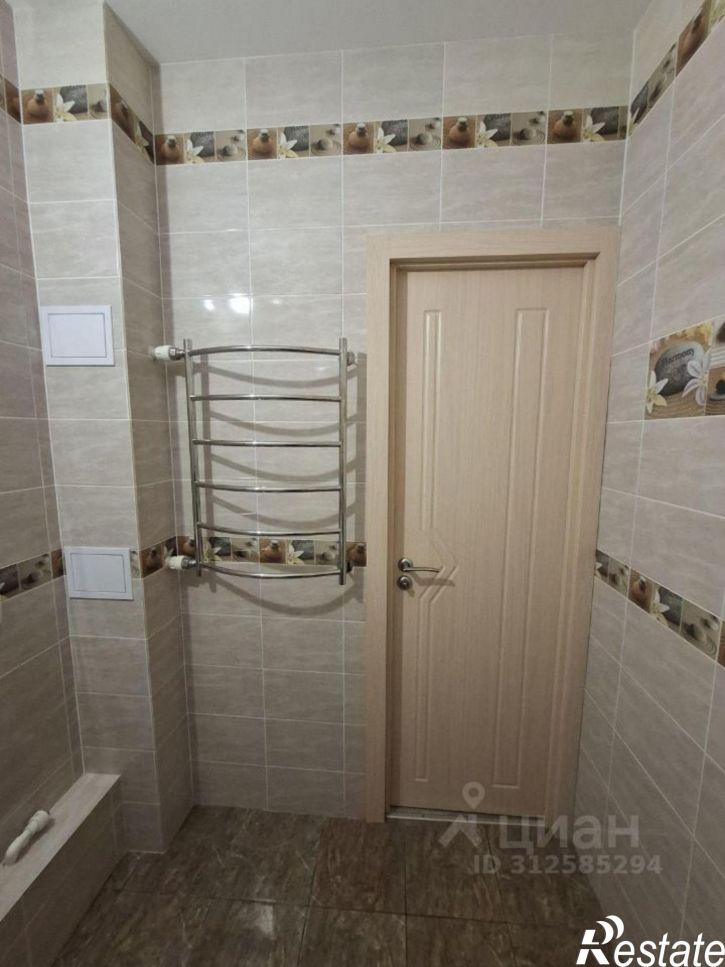 3-комн квартира улица Парижской Коммуны, 41,  д. 41