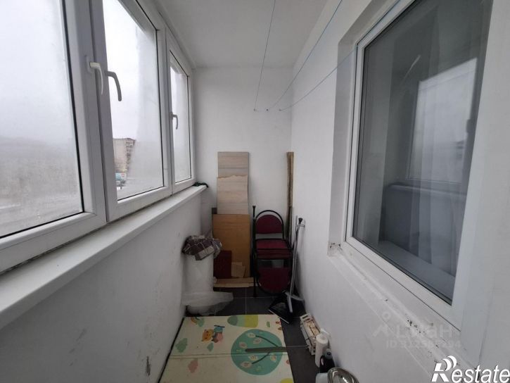 3-комн квартира улица Парижской Коммуны, 41,  д. 41