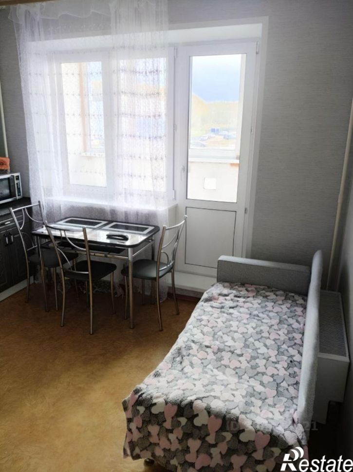 1-комн квартира микрорайон Рождественский, 4