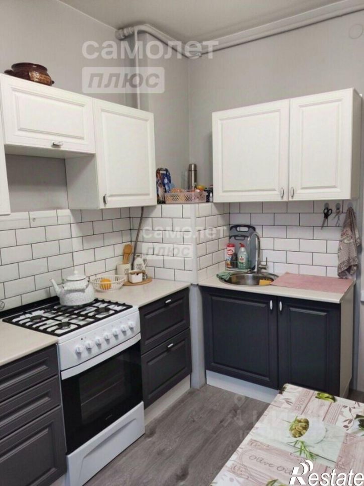 3-комн квартира улица Генерала Горбатова, 2,  д. 2