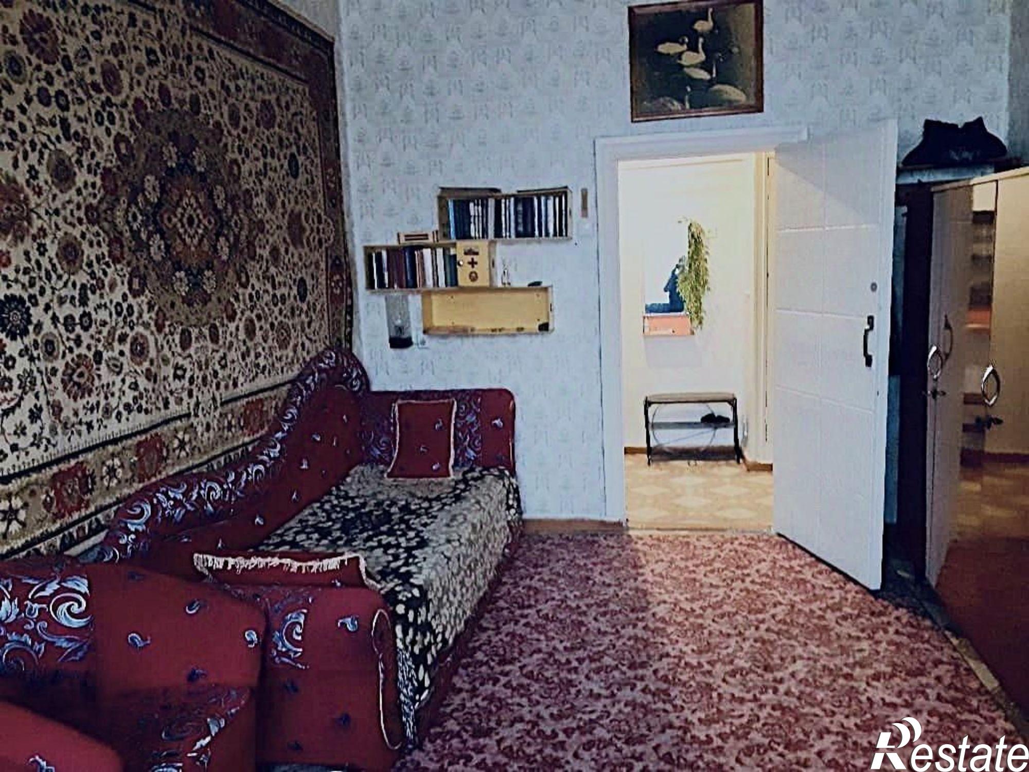 Купить квартиру за 2 500 000 рублей на ул Парижской Коммуны, 143А