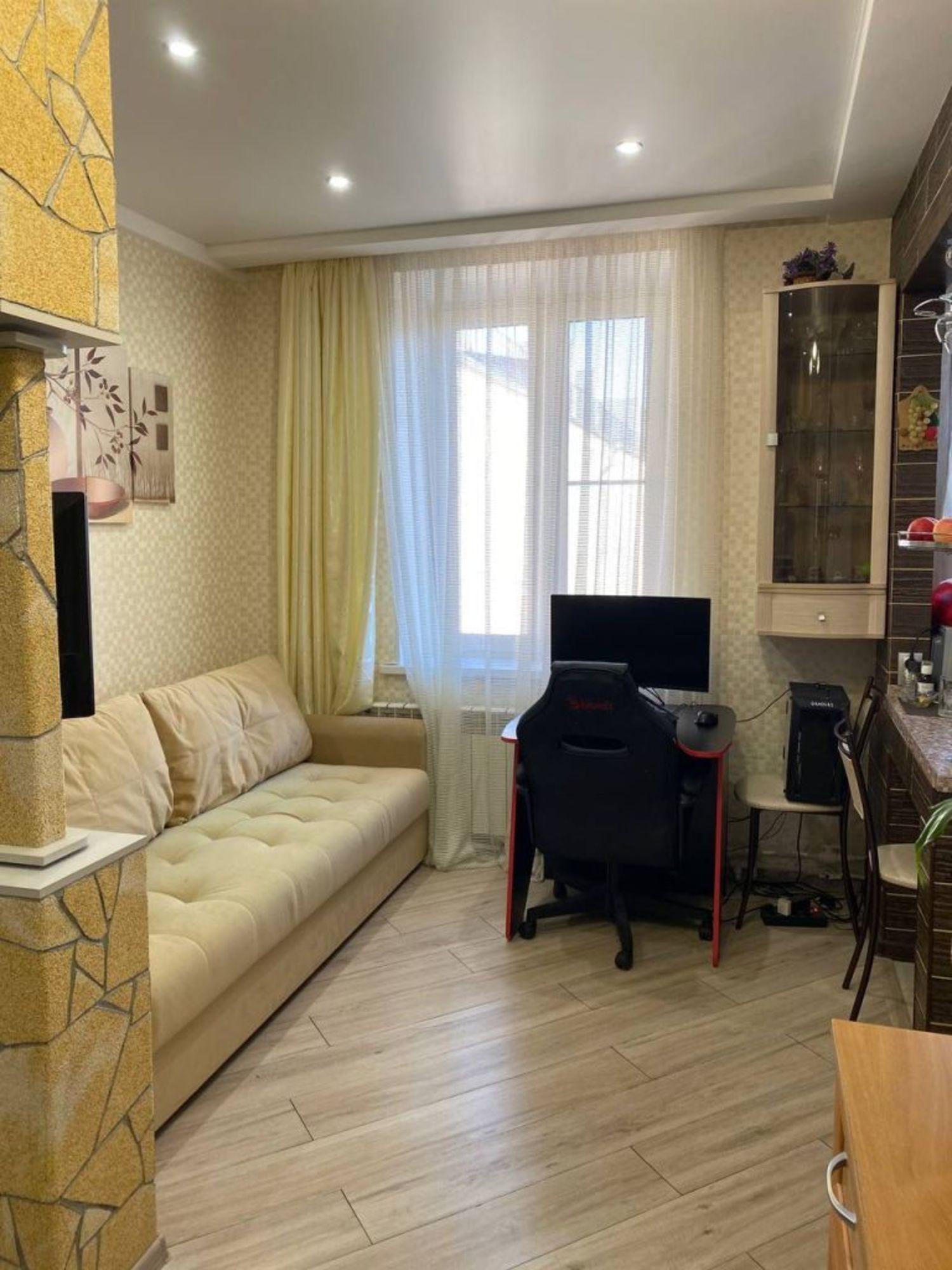 Купить квартиру за 4 000 000 рублей на Дзержинского ул, 45/6