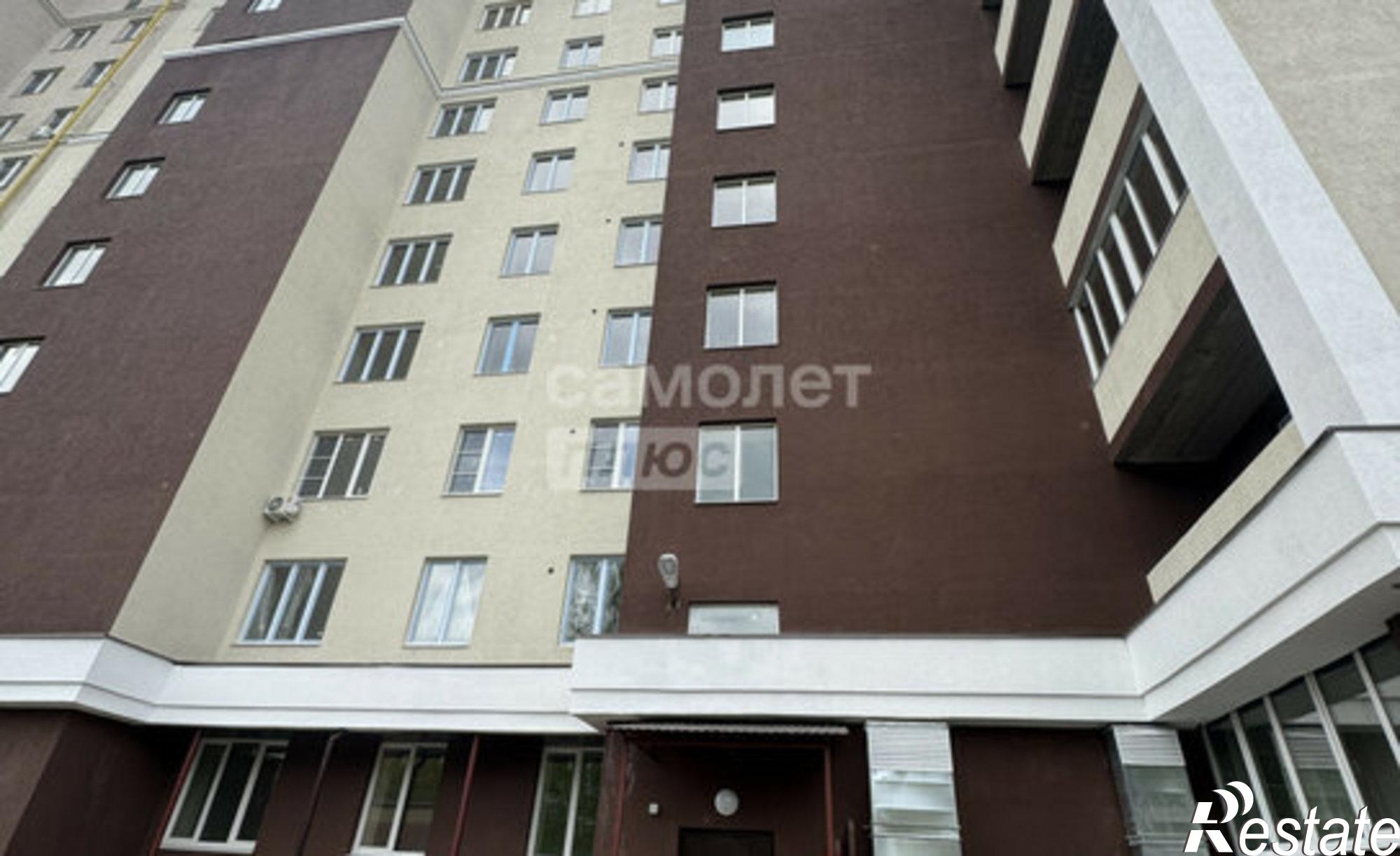 Купить квартиру за 10 500 000 рублей на улица Красных Зорь, 8