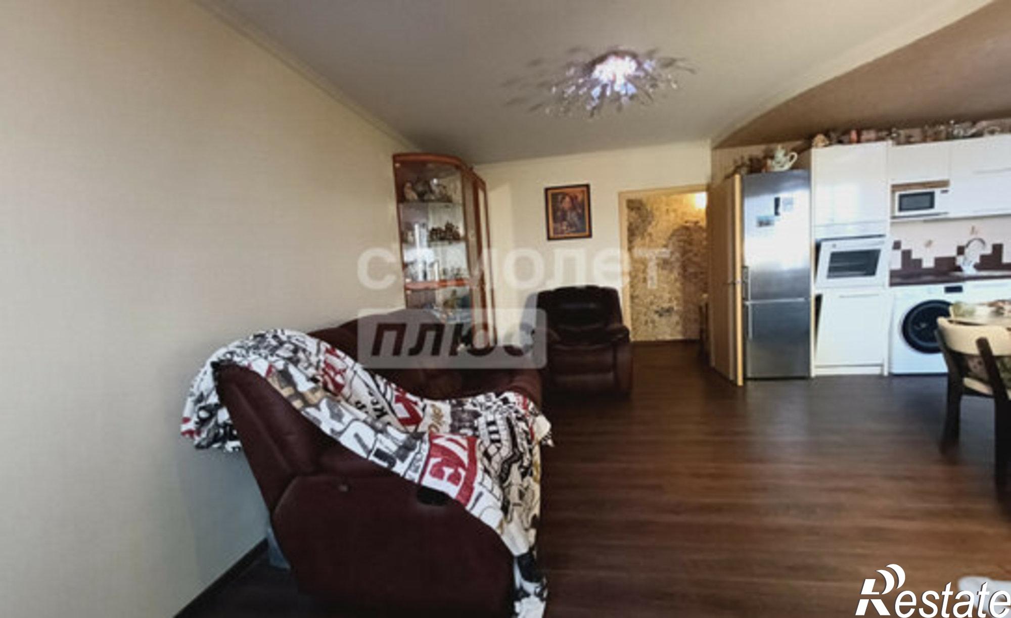 Купить квартиру за 10 000 000 рублей на улица Поэта Майорова, 16