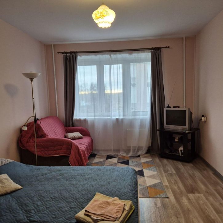 1-комн квартира Парижской Коммуны ул, 41
