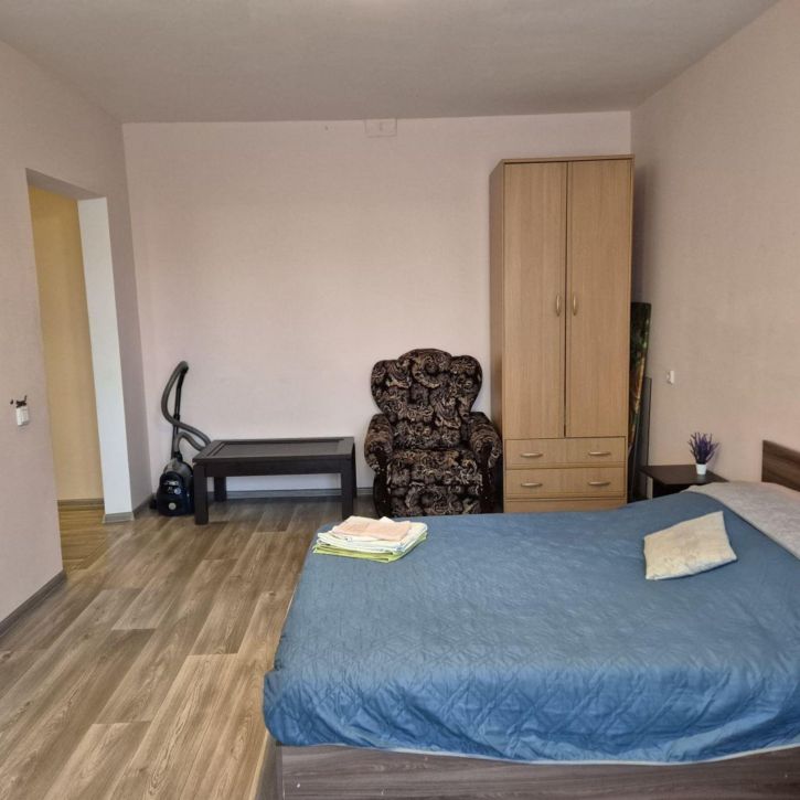 1-комн квартира Парижской Коммуны ул, 41