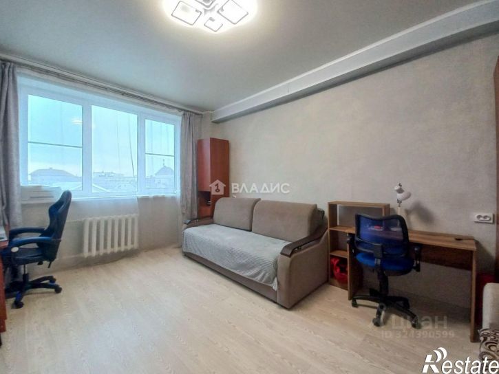 4-комн квартира улица Громобоя, 13,  д. 13