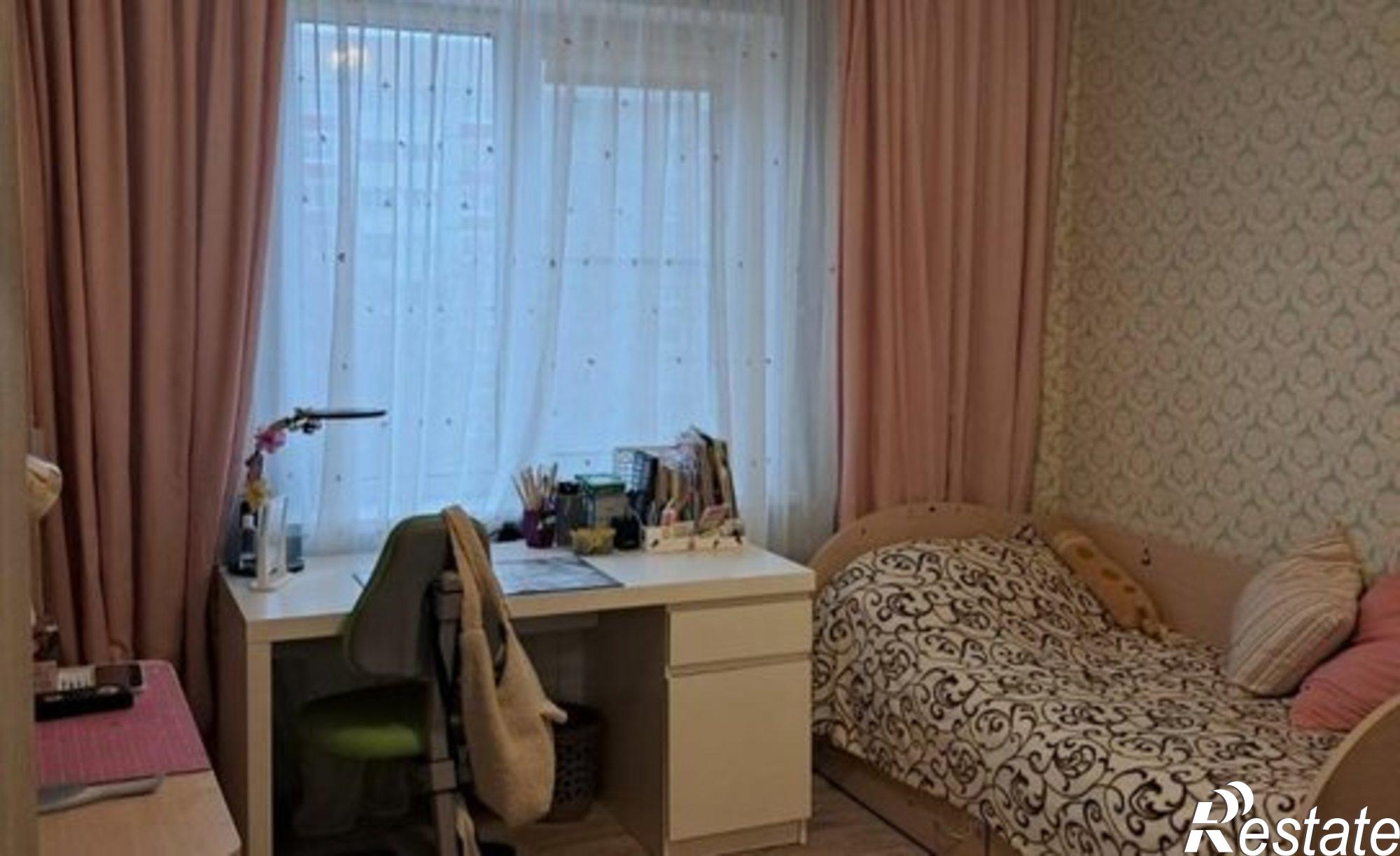 Купить квартиру за 5 800 000 рублей на ул Велижская, 12