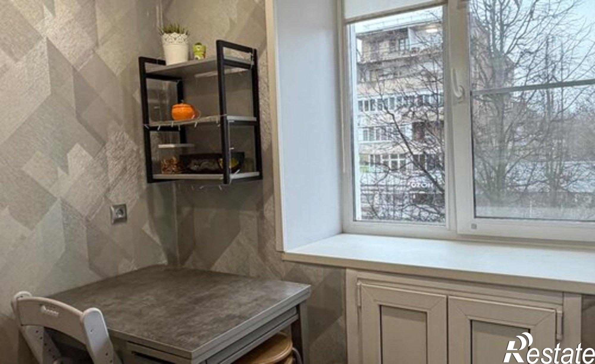 Купить квартиру за 3 500 000 рублей на ул Красных Зорь, 4