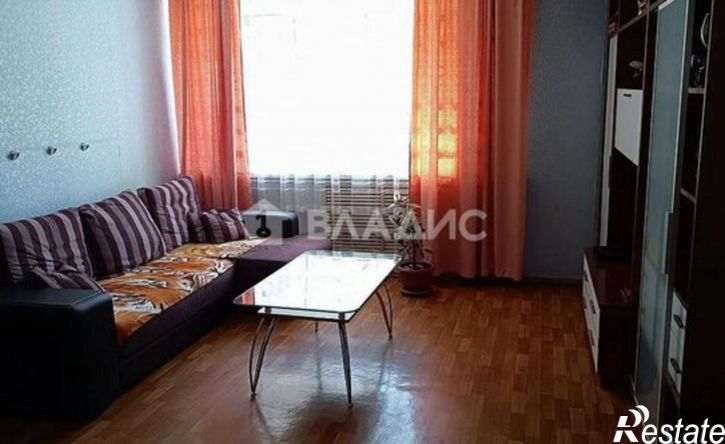 3-комн квартира улица Жарова, 8,  д. 8