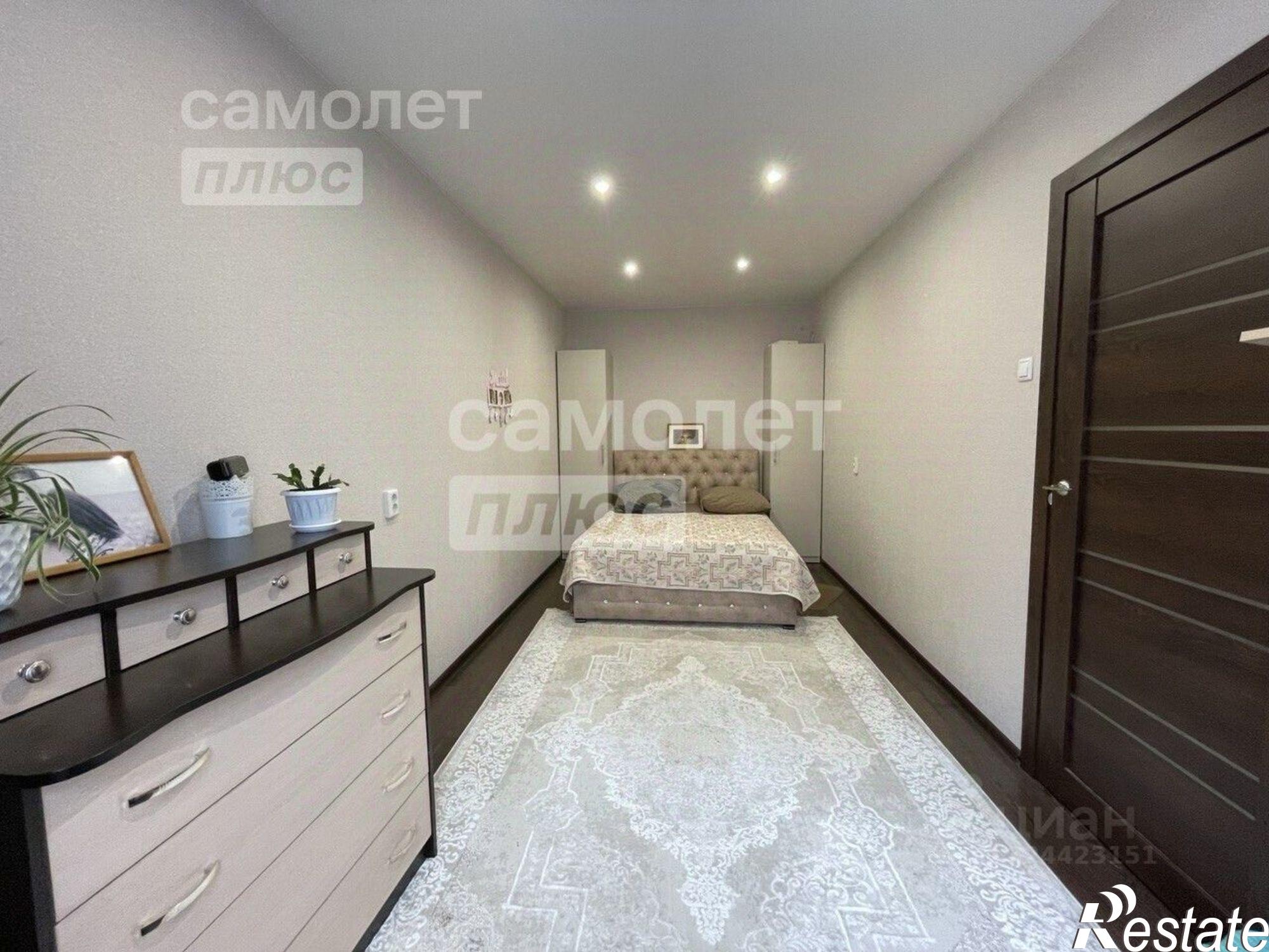 Купить квартиру за 4 500 000 рублей на проспект Строителей, 102