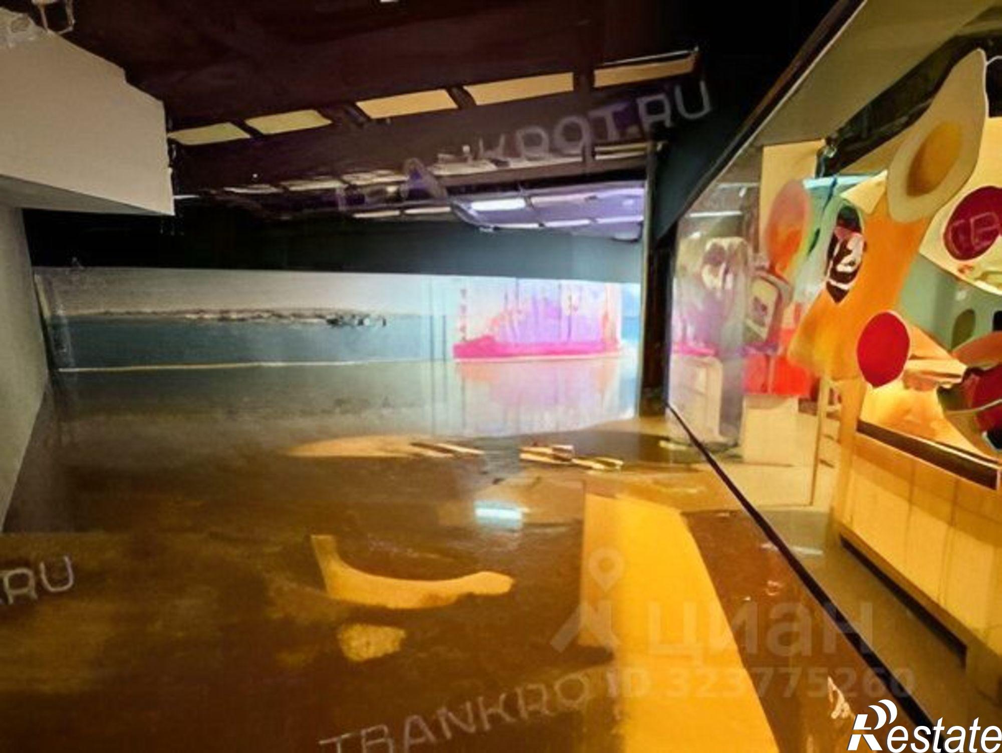 Купить торговое помещение за 32 300 000 рублей на улица Куконковых, 141