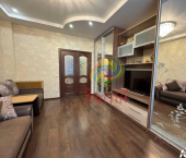 2-комн, 60кв м, этаж 3/5 улица Суворова, 42