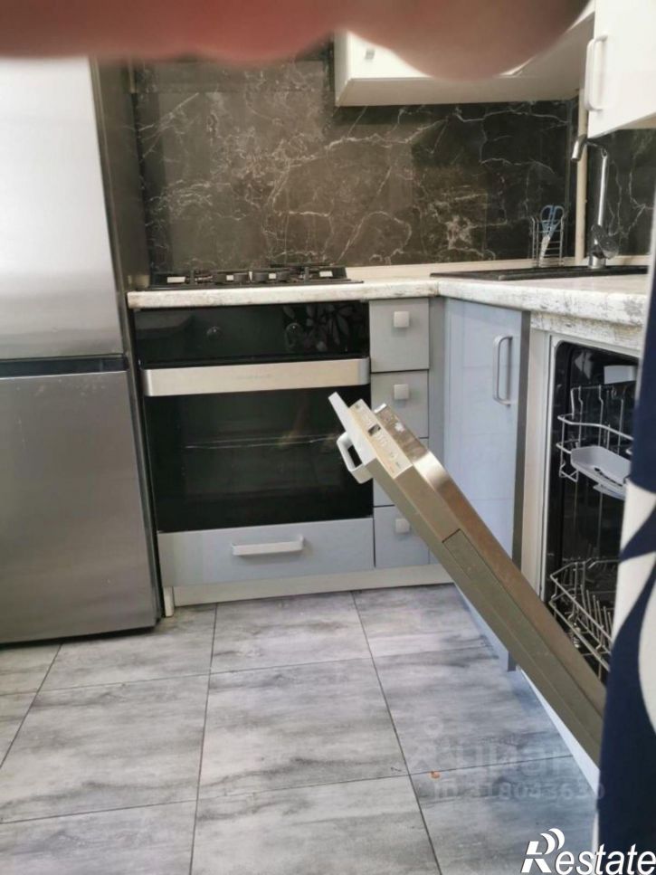 2-комн квартира пр-кт Строителей, 40,  д. 40