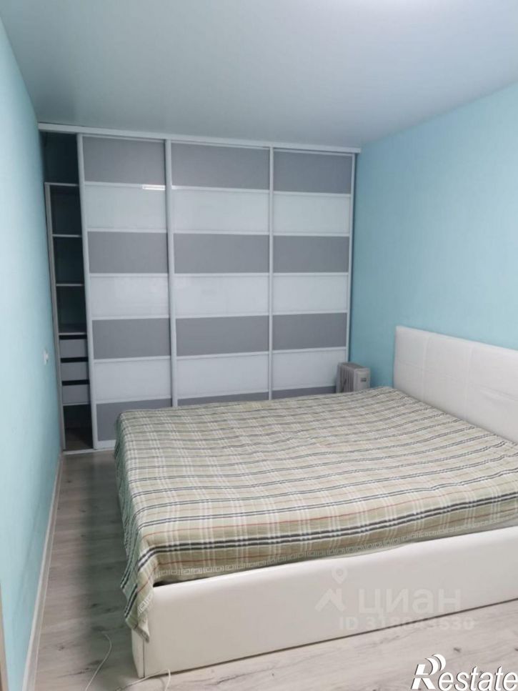 2-комн квартира пр-кт Строителей, 40,  д. 40